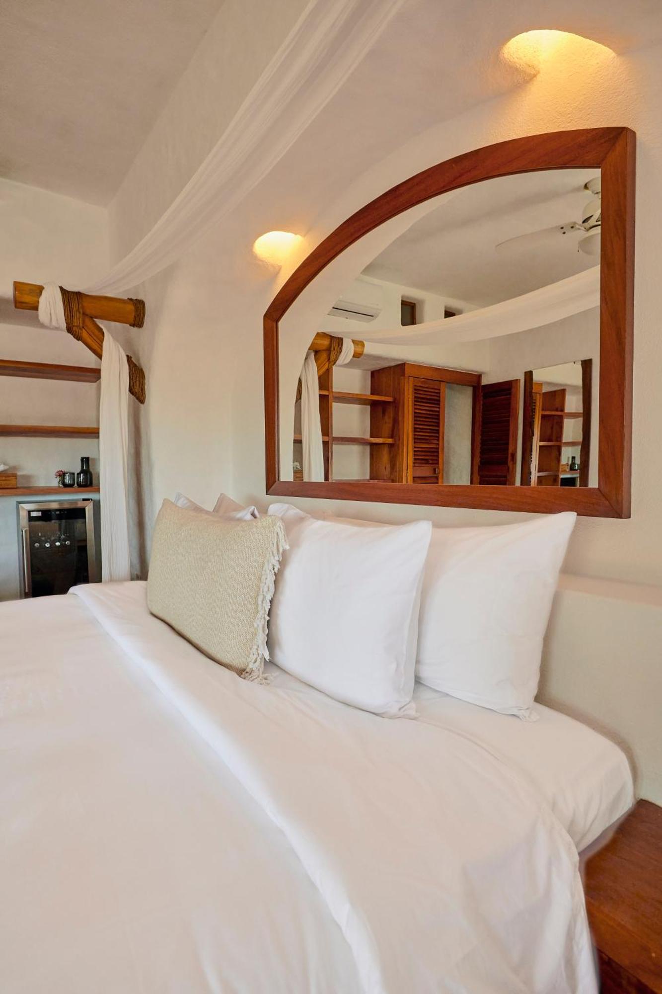 זיהואטנחו La Villa Luz (Adults Only) מראה חיצוני תמונה